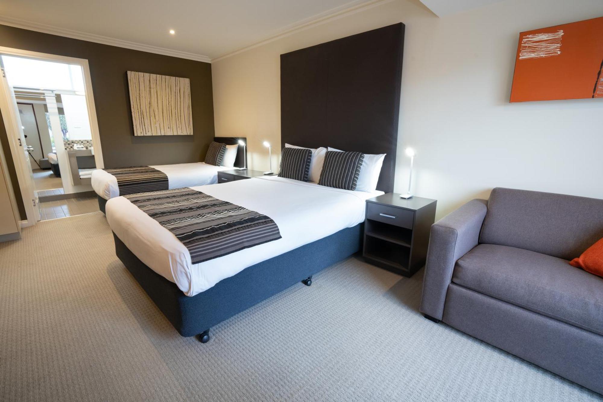Sovereign Park Motor Inn Ballarat Exterior photo